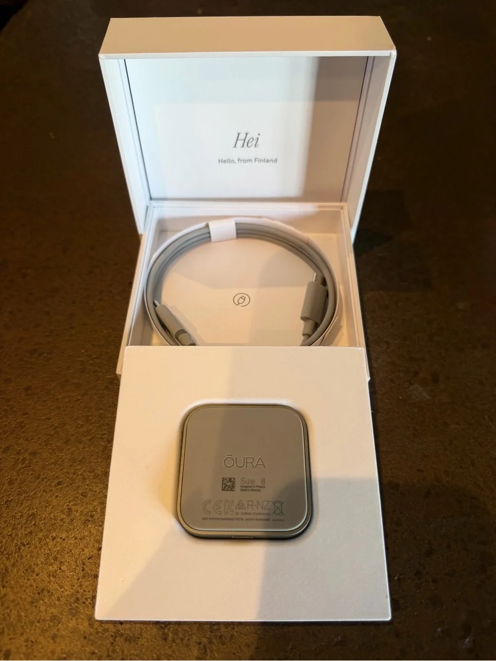 Open Box/Never Worn- Oura Ring Gen 4 (Silver, Size 8)